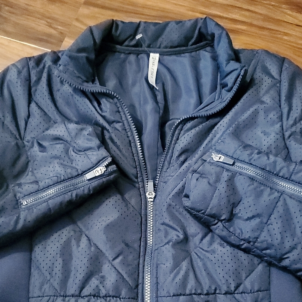 Fabletics Navy Full Zip Puffer Jacket With Zip Out Hood - Picture 3 of 12
